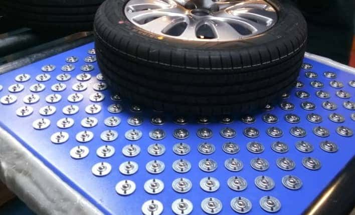 car tyre handling