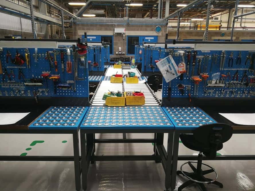 heavy duty hydraulic pump assembly showing alwayse ball transfer units in action